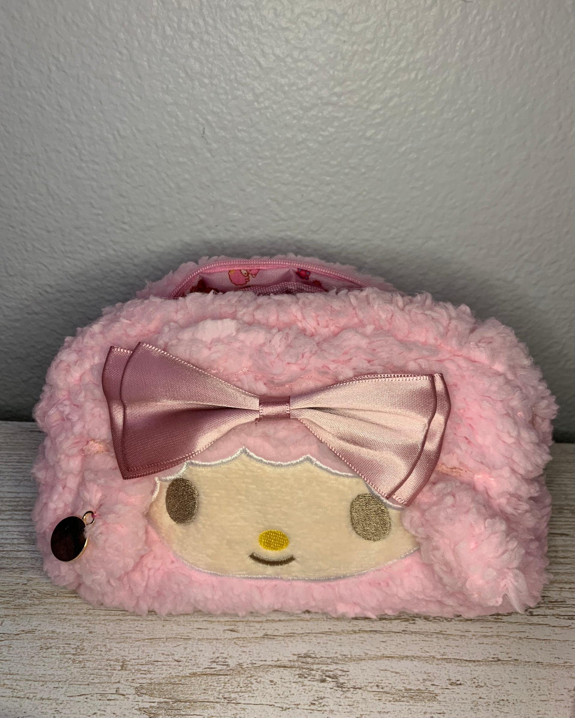 Sanrio Hello Kitty Portable Cotton Swab Slim Case 4.7 × 10.3 cm Makeup  Travel Cases